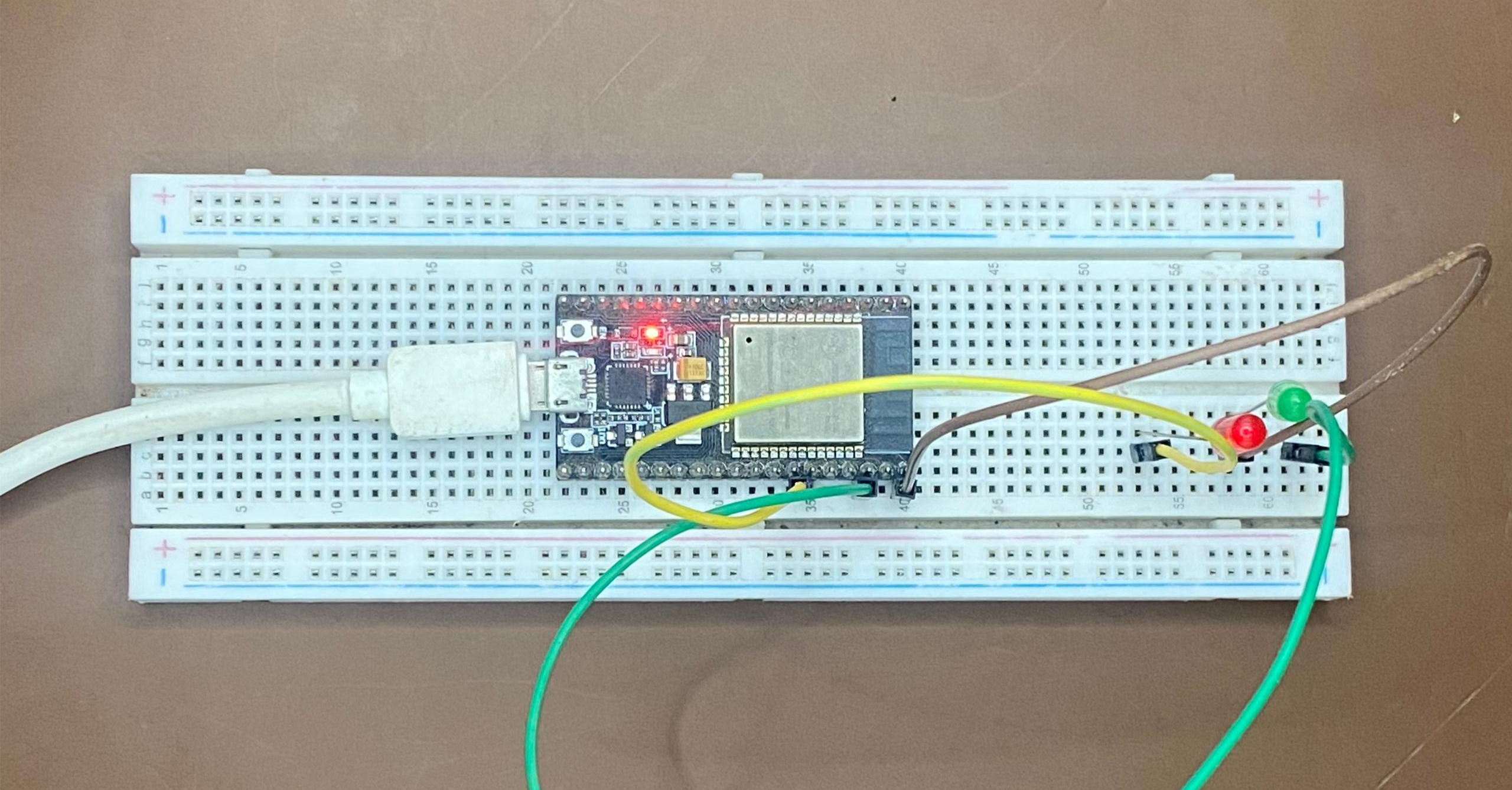 Contrôle de LED à partir la plateforme IoT de YoupiLab