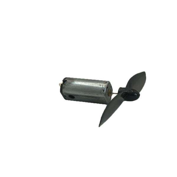 un moteur de drone + une hélice droit