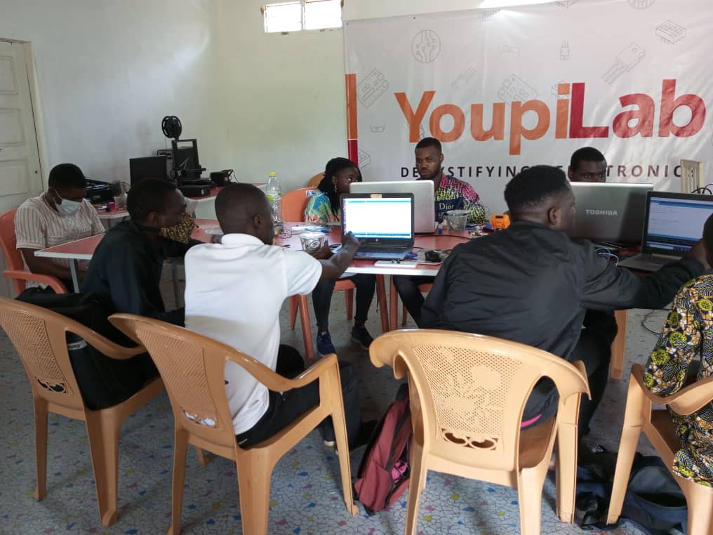 APPRENDRE L’ELECTRONIQUE EN PARTANT DE ZERO