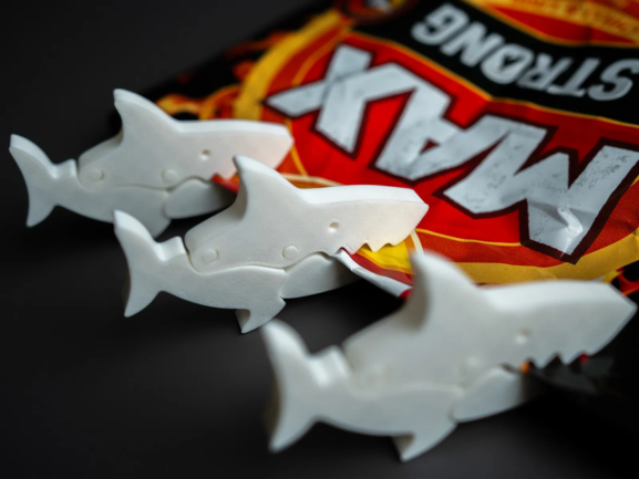 Pince à sac requin