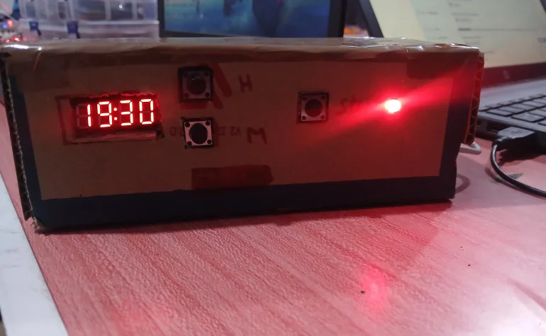 Horloge connecté NTC
