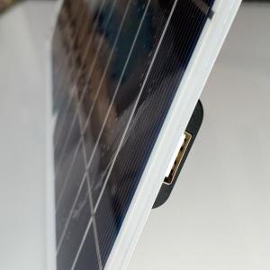 Petit panneau solaire avec port USB