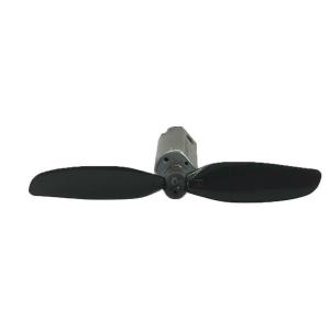 un moteur de drone + une hélice droit
