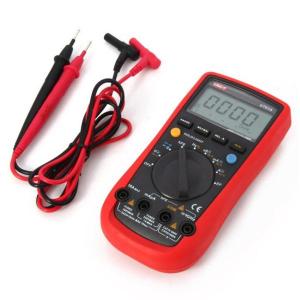 Multimètre numérique de précision UNI-T  UT61A